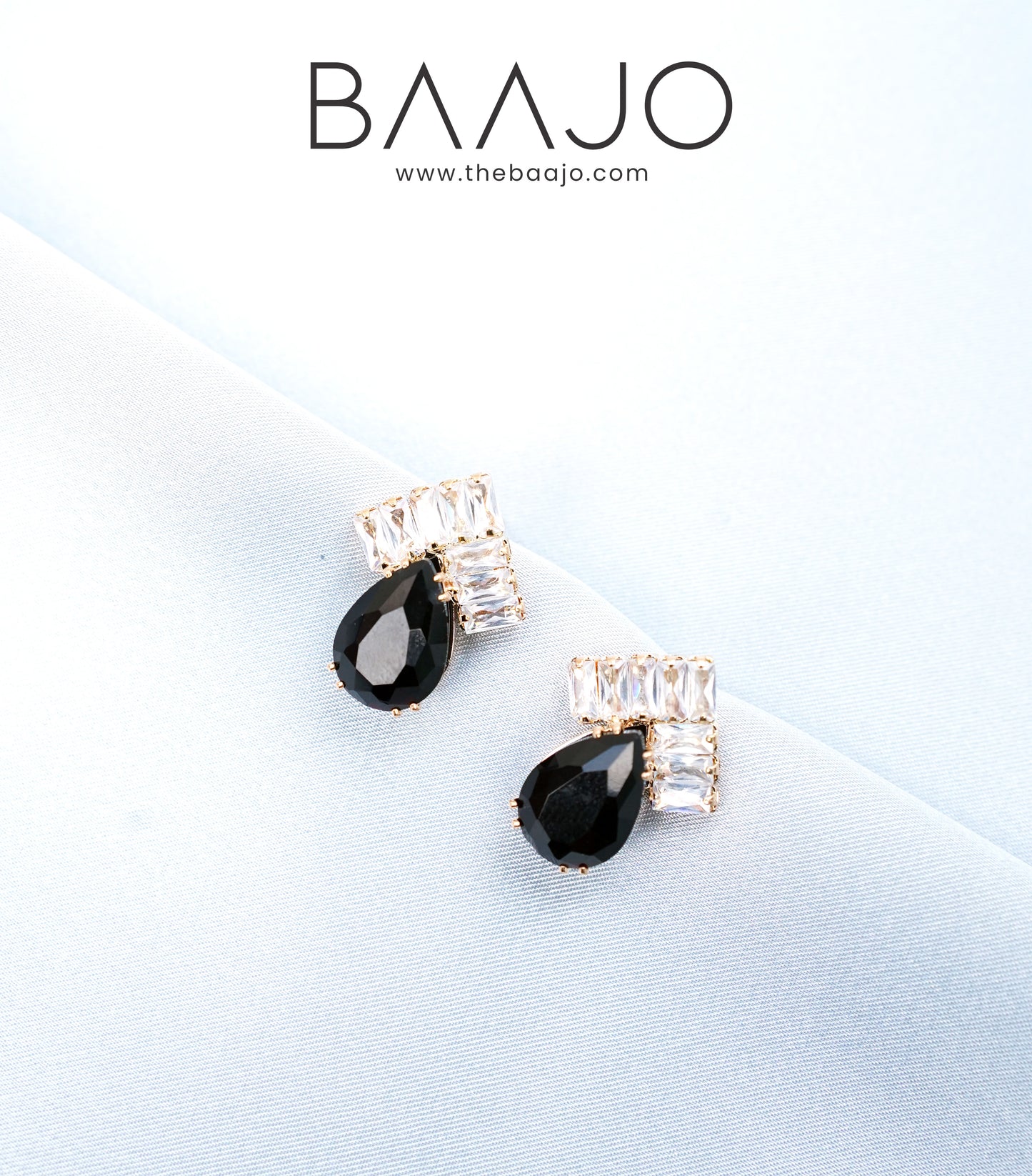 Exquisite Earring - Black