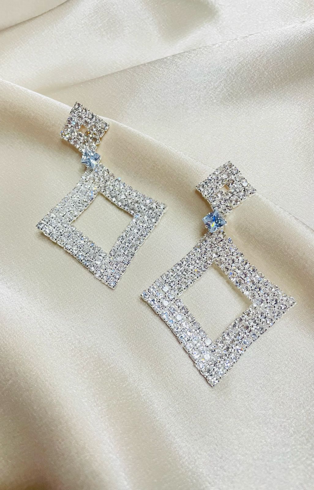 White Shine Drop Earrings